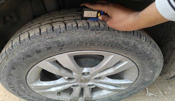 2017 Maruti Vitara Brezza ZDI PLUS DUAL TONE, Diesel, Manual, 45,633 km, tyre