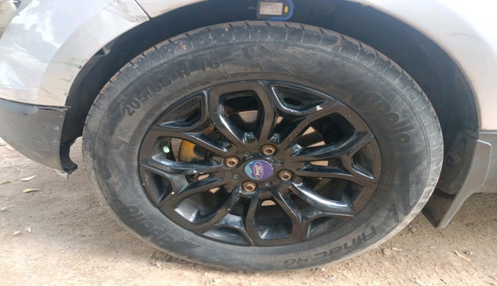 2013 Ford Ecosport TITANIUM 1.5L DIESEL, Diesel, Manual, 58,796 km, tyre