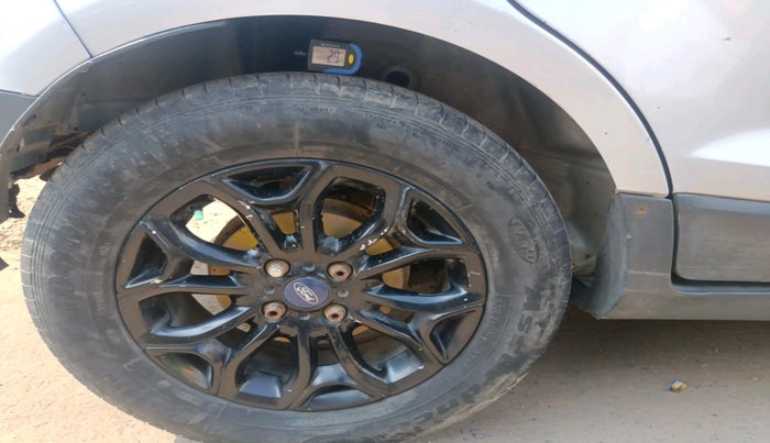 2013 Ford Ecosport TITANIUM 1.5L DIESEL, Diesel, Manual, 58,796 km, tyre