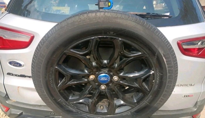 2013 Ford Ecosport TITANIUM 1.5L DIESEL, Diesel, Manual, 58,796 km, tyre