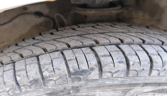 2021 Maruti Alto LXI, Petrol, Manual, 29,150 km, tyre