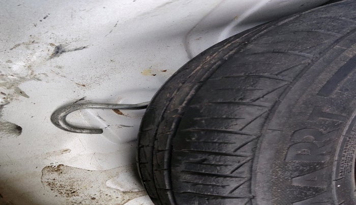 2021 Maruti Alto LXI, Petrol, Manual, 29,150 km, tyre