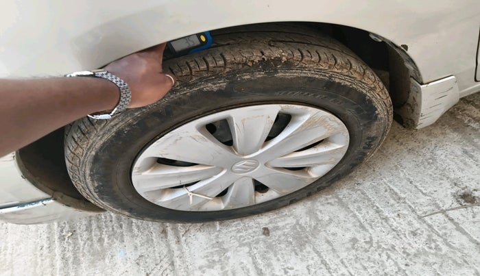 2018 Maruti Ertiga VXI, Petrol, Manual, 61,965 km, tyre