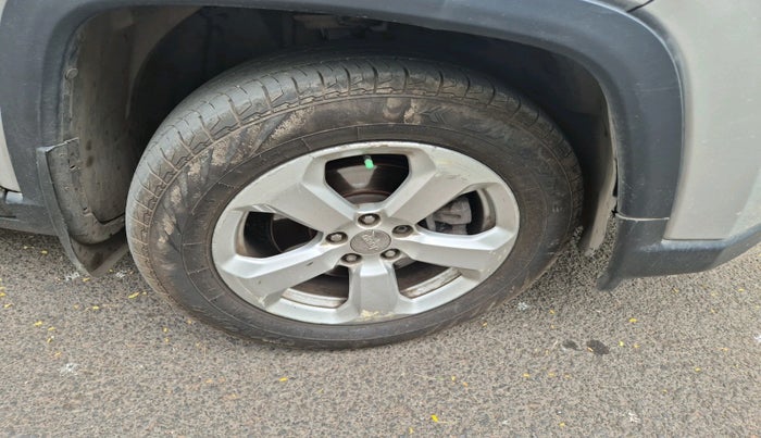 2017 Jeep Compass LONGITUDE (O) 2.0 DIESEL, Diesel, Manual, 94,865 km, tyre