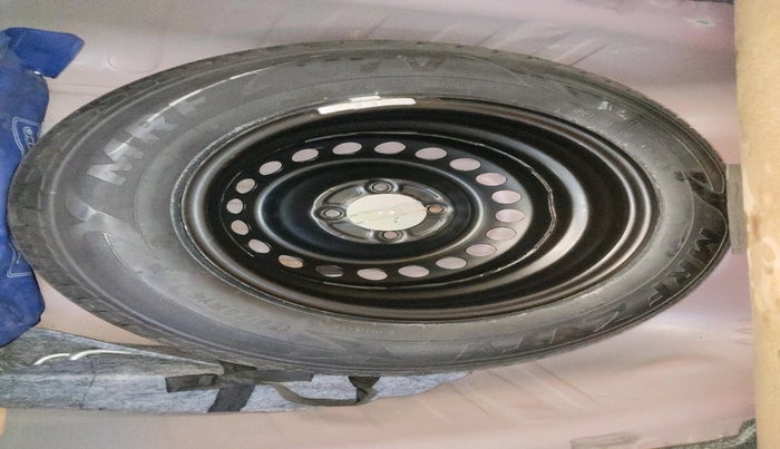 2022 Honda Amaze 1.2L I-VTEC VX CVT, Petrol, Automatic, 49,927 km, tyre