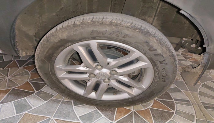 2023 Renault TRIBER RXZ, Petrol, Manual, 18,151 km, tyre