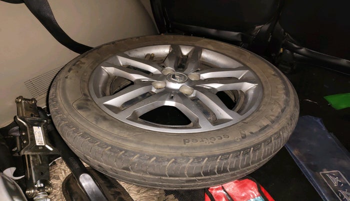 2023 Renault TRIBER RXZ, Petrol, Manual, 18,151 km, tyre