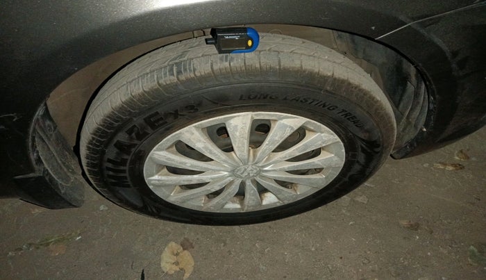 2016 Maruti Swift Dzire VXI, Petrol, Manual, 91,209 km, tyre