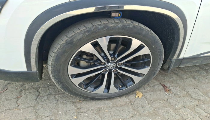 2021 MG HECTOR SHARP 2.0 DIESEL, Diesel, Manual, 70,535 km, tyre