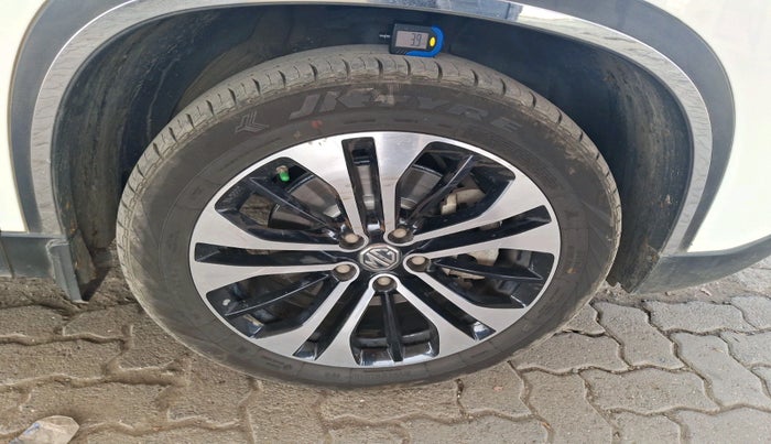 2021 MG HECTOR SHARP 2.0 DIESEL, Diesel, Manual, 70,535 km, tyre