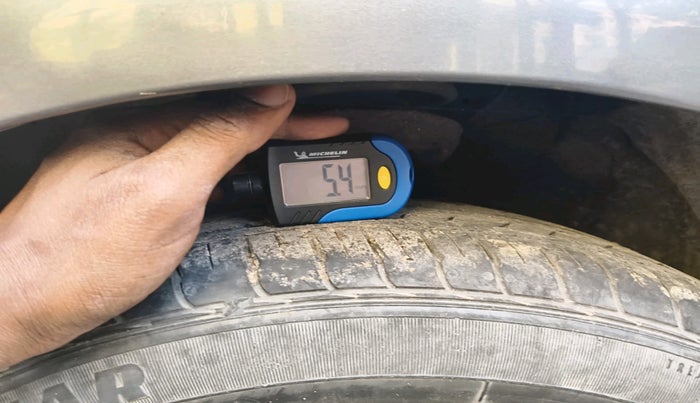 2021 Hyundai AURA SX 1.2 CNG, Petrol, Manual, 13,795 km, tyre