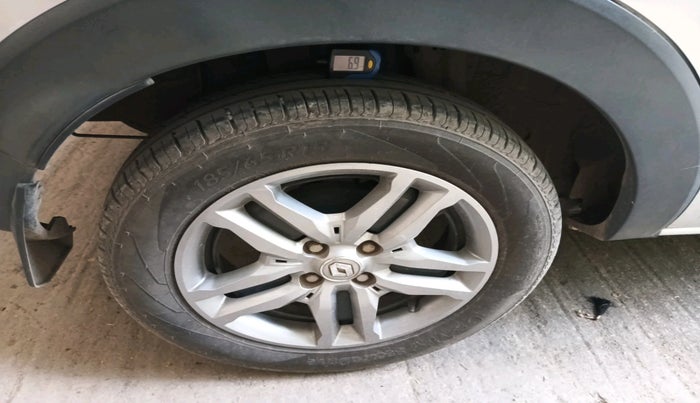 2020 Renault TRIBER RXZ, Petrol, Manual, 3,986 km, tyre