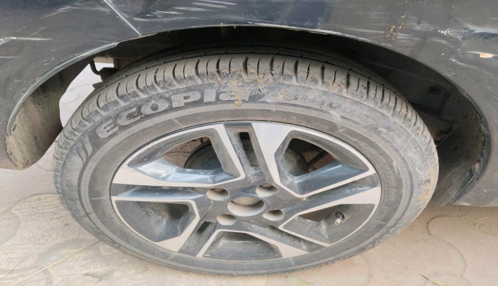 2021 Tata TIGOR XZ PLUS PETROL, Petrol, Manual, 69,177 km, tyre