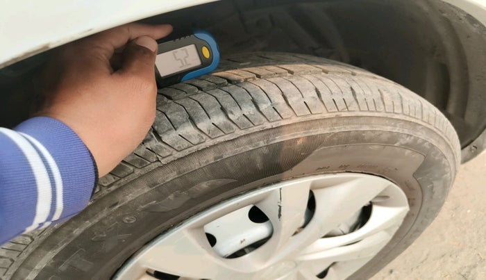 2017 Maruti Swift Dzire LDI, Diesel, Manual, 98,394 km, tyre