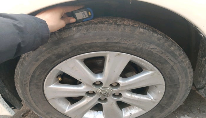 2014 Toyota Corolla Altis G PETROL, Petrol, Manual, 85,920 km, tyre