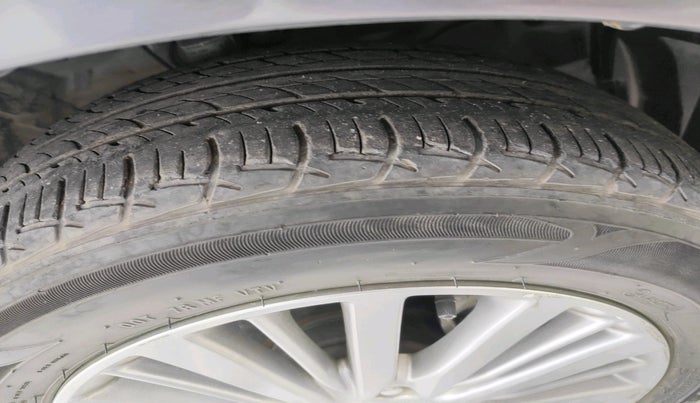 2020 Honda City 1.5L I-VTEC V MT 5TH GEN, Petrol, Manual, 83,093 km, tyre