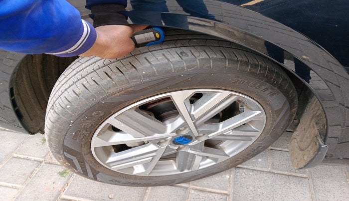 2024 Hyundai Verna SX 1.5 l MPI, Petrol, Manual, 5,257 km, tyre