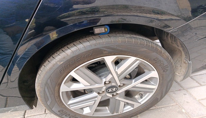 2024 Hyundai Verna SX 1.5 l MPI, Petrol, Manual, 5,257 km, tyre