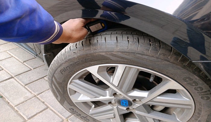 2024 Hyundai Verna SX 1.5 l MPI, Petrol, Manual, 5,257 km, tyre