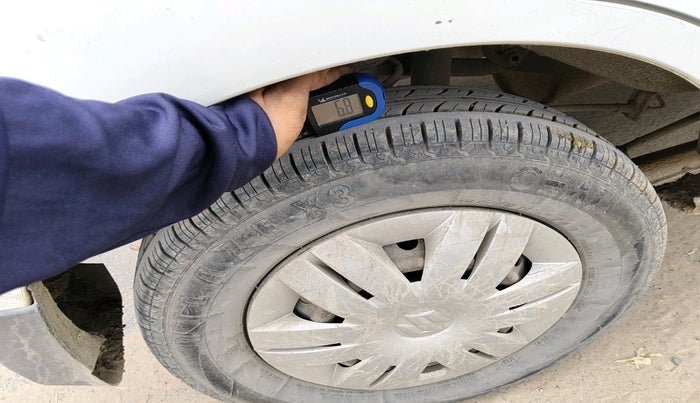 2014 Maruti Alto 800 LXI, Petrol, Manual, 77,784 km, tyre