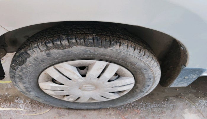 2013 Maruti Alto 800 LXI, Petrol, Manual, 72,623 km, tyre