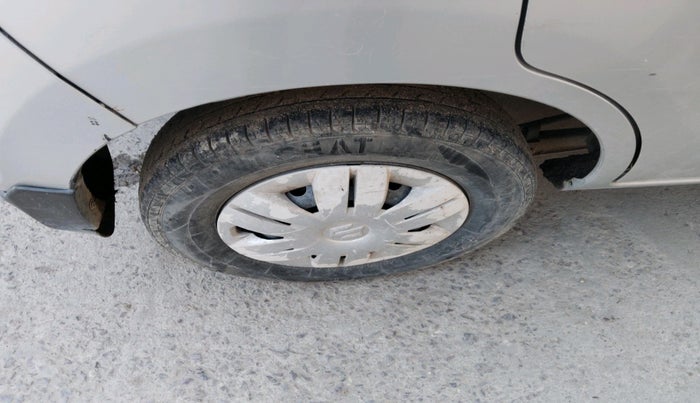 2013 Maruti Alto 800 LXI, Petrol, Manual, 72,623 km, tyre