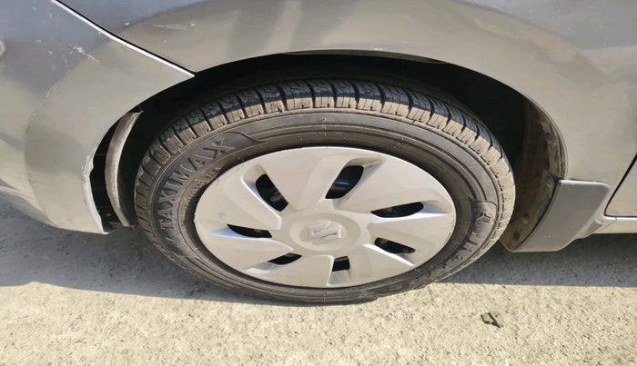 2016 Maruti Celerio ZXI AMT, Petrol, Automatic, 95,150 km, tyre