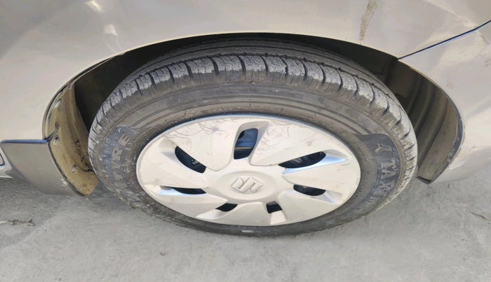 2016 Maruti Celerio ZXI AMT, Petrol, Automatic, 95,150 km, tyre