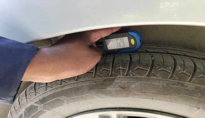 2017 Honda City 1.5L I-VTEC V MT, Petrol, Manual, 1,02,132 km, tyre