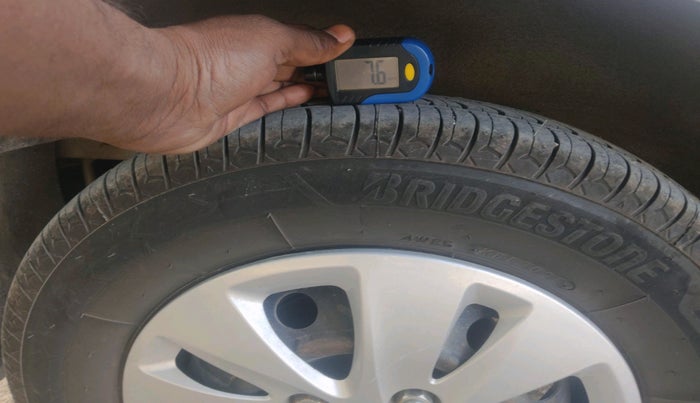 2012 Hyundai i10 SPORTZ 1.2 AT, Petrol, Automatic, 36,536 km, tyre