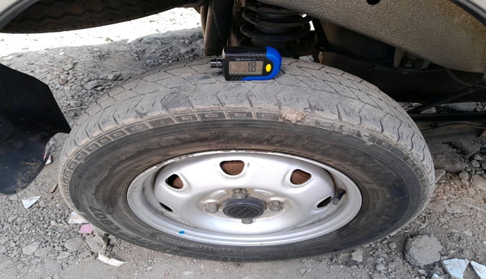 2021 Maruti Eeco 5 STR AC CNG, Petrol, Manual, 70,844 km, tyre