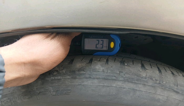 2011 Honda City 1.5L I-VTEC V AT, Petrol, Automatic, 1,60,107 km, tyre