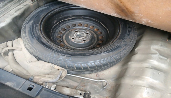 2011 Honda City 1.5L I-VTEC V AT, Petrol, Automatic, 1,60,107 km, tyre