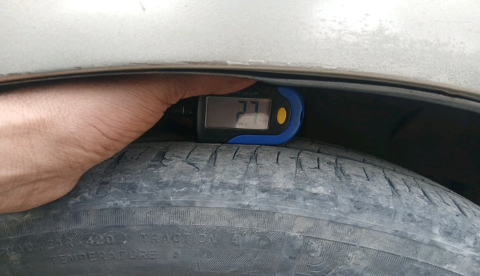 2011 Honda City 1.5L I-VTEC V AT, Petrol, Automatic, 1,60,107 km, tyre