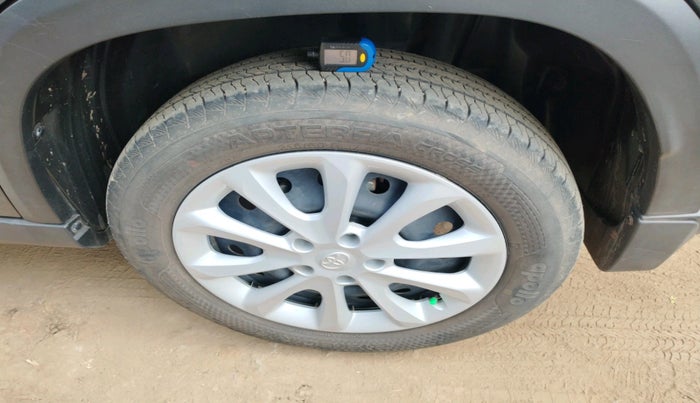 2023 Toyota URBAN CRUISER HYRYDER E NEO DRIVE, Petrol, Manual, 21,491 km, tyre