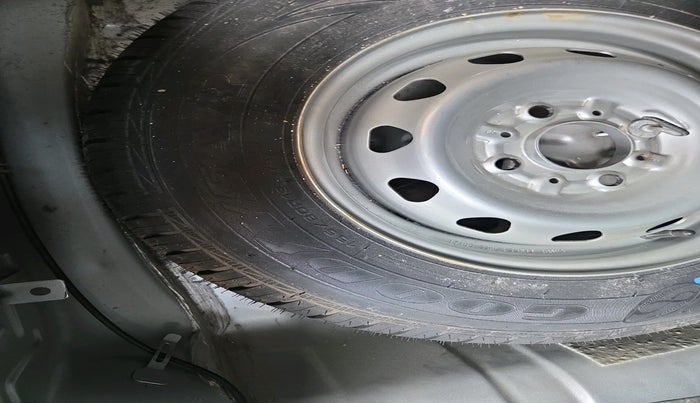 2017 Tata Tiago XZ PETROL, Petrol, Manual, 96,562 km, tyre