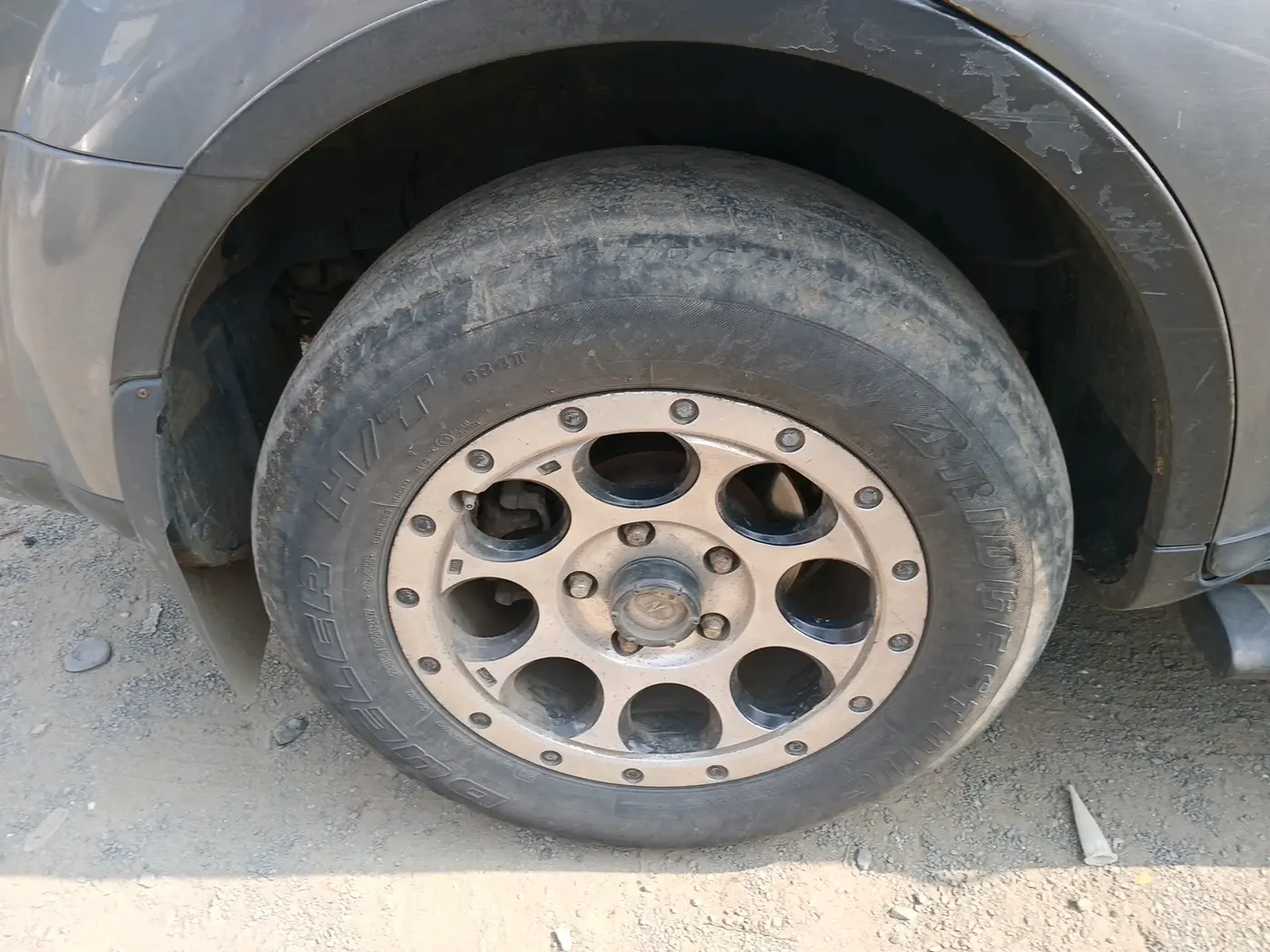 2013 Mahindra XUV500 W6, Diesel, Manual, 1,49,913 km, tyre
