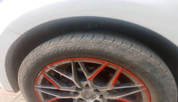 2016 Hyundai Elite i20 ASTA 1.4 CRDI, Diesel, Manual, 50,401 km, tyre