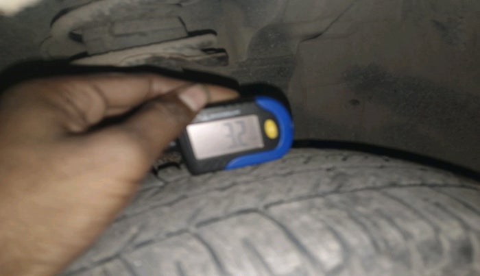 2015 Datsun Go T, Petrol, Manual, 81,991 km, tyre