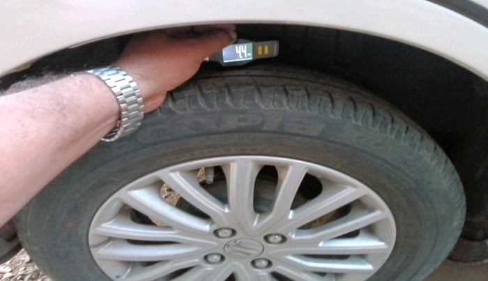 2020 Maruti Dzire ZXI, Petrol, Manual, 38,814 km, tyre