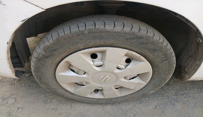 2015 Maruti Wagon R 1.0 LXI CNG, CNG, Manual, 1,05,365 km, tyre