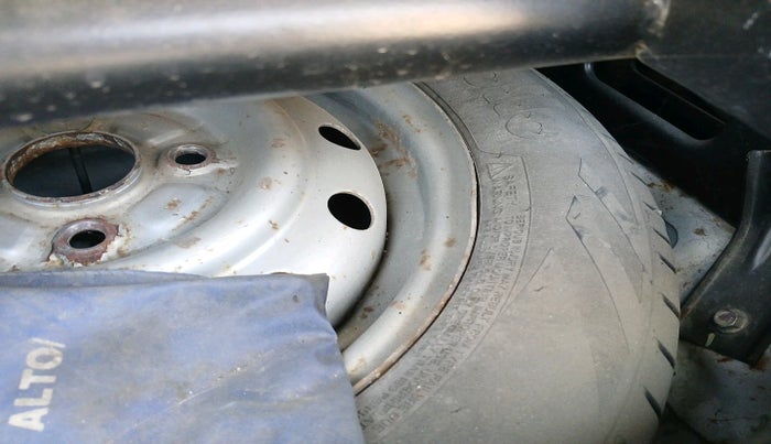 2015 Maruti Wagon R 1.0 LXI CNG, CNG, Manual, 1,05,365 km, tyre