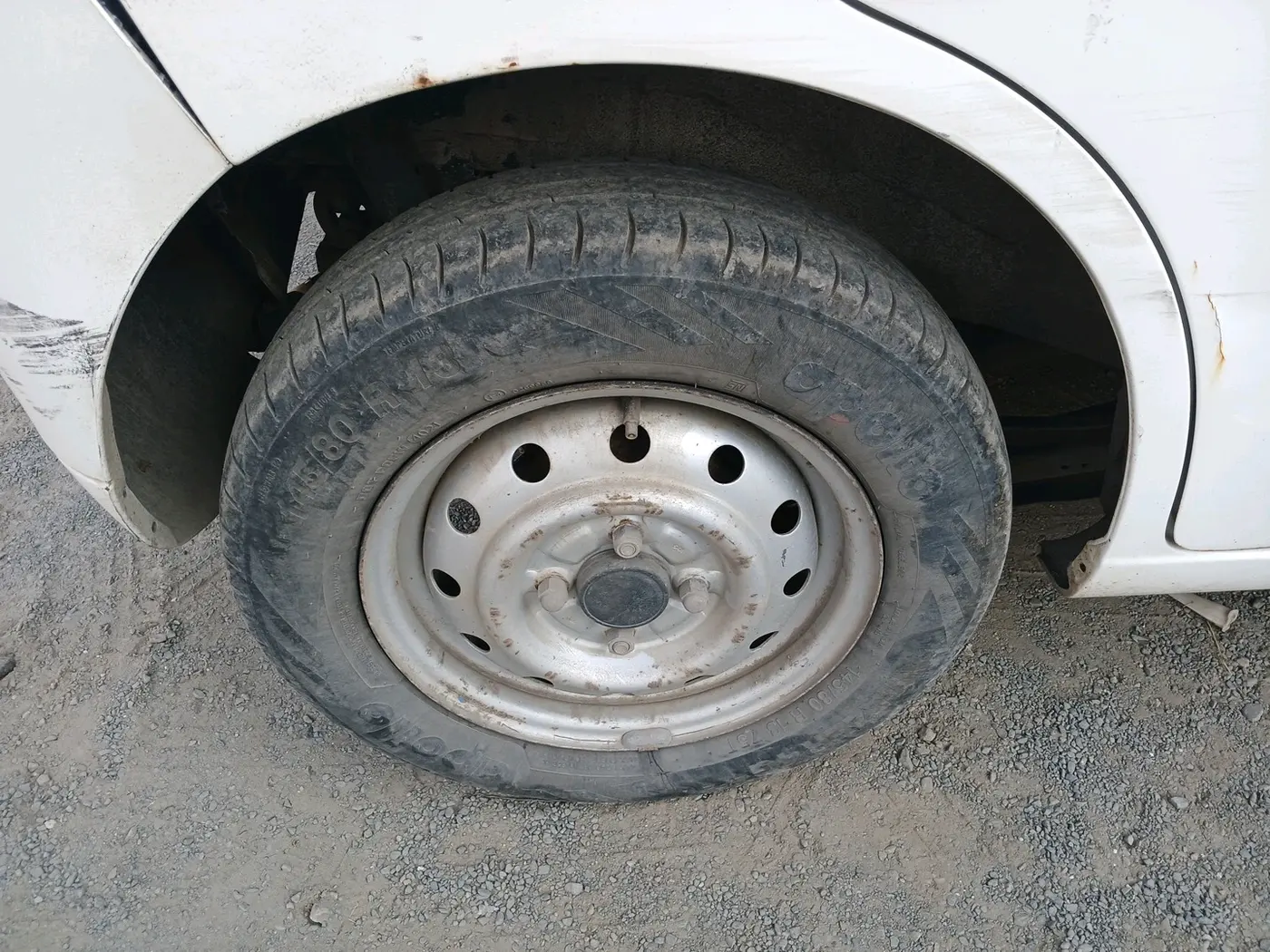 2015 Maruti Wagon R 1.0 LXI CNG, CNG, Manual, 1,05,365 km, tyre