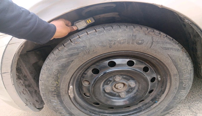 2011 Maruti Swift Dzire VXI, Petrol, Manual, 46,818 km, tyre