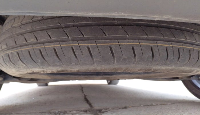 2023 Hyundai ALCAZAR PLATINUM 1.5 TURBO PETROL MT 7STR, Petrol, Manual, 29,747 km, tyre