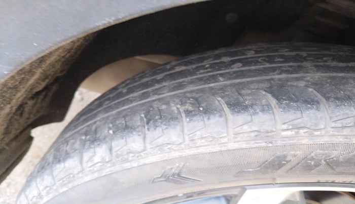 2023 Hyundai ALCAZAR PLATINUM 1.5 TURBO PETROL MT 7STR, Petrol, Manual, 29,747 km, tyre