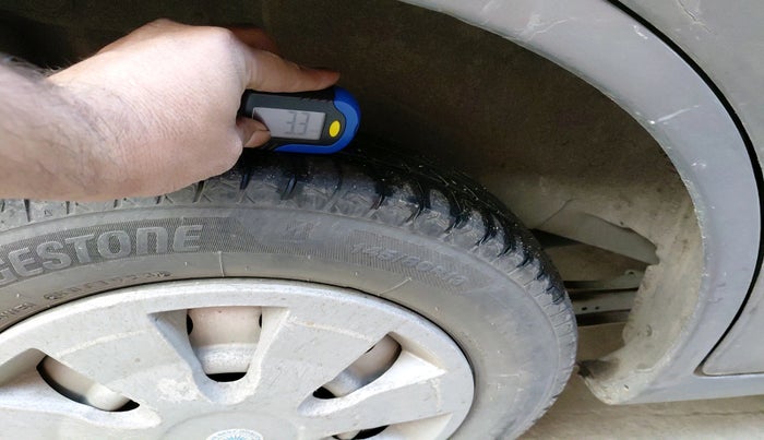 2012 Maruti Wagon R 1.0 LXI CNG, Petrol, Manual, 1,08,721 km, tyre