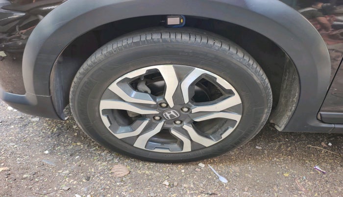 2019 Honda WR-V 1.2L I-VTEC VX MT, Petrol, Manual, 13,549 km, tyre