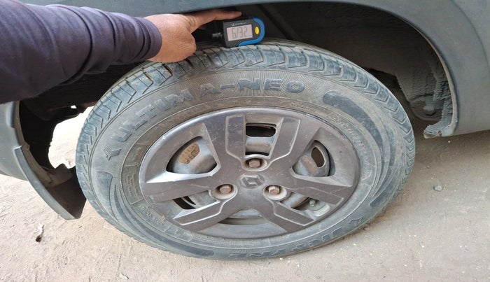 2018 Renault Kwid RXT 1.0 AMT (O), Petrol, Automatic, 48,028 km, tyre