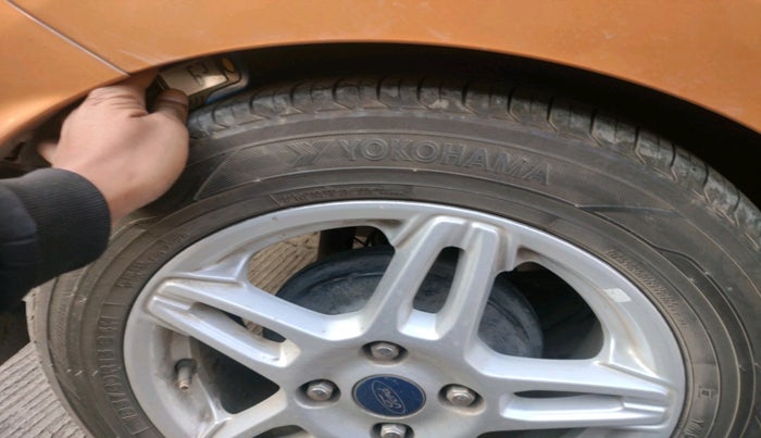 2017 Ford Figo Aspire TITANIUM 1.2 PETROL, Petrol, Manual, 49,705 km, tyre